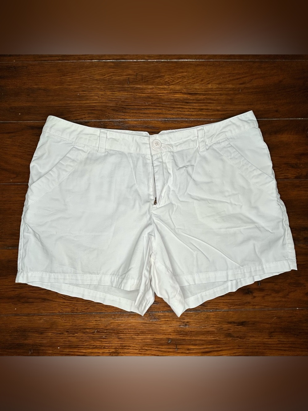 NEW Columbia Sportswear Women's White Cotton Cargo Shorts